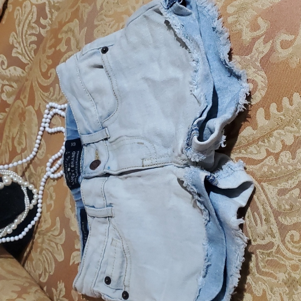 Lucky Brand Toddler shorts - Picture 5 of 9